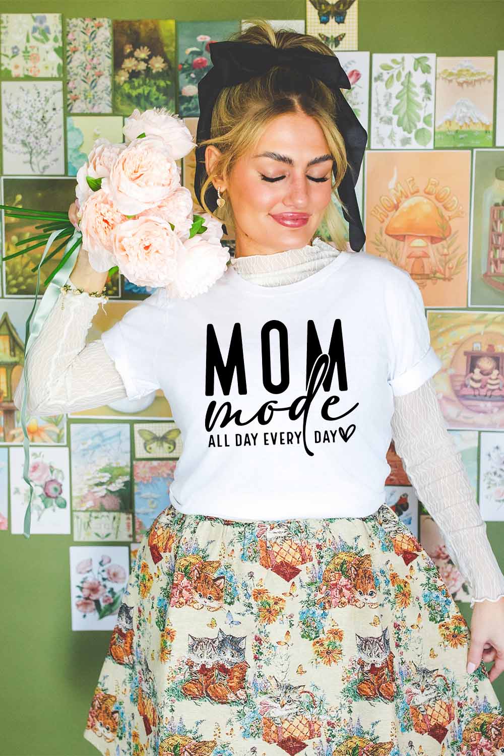 Women Graphic Tee | Mom Mode